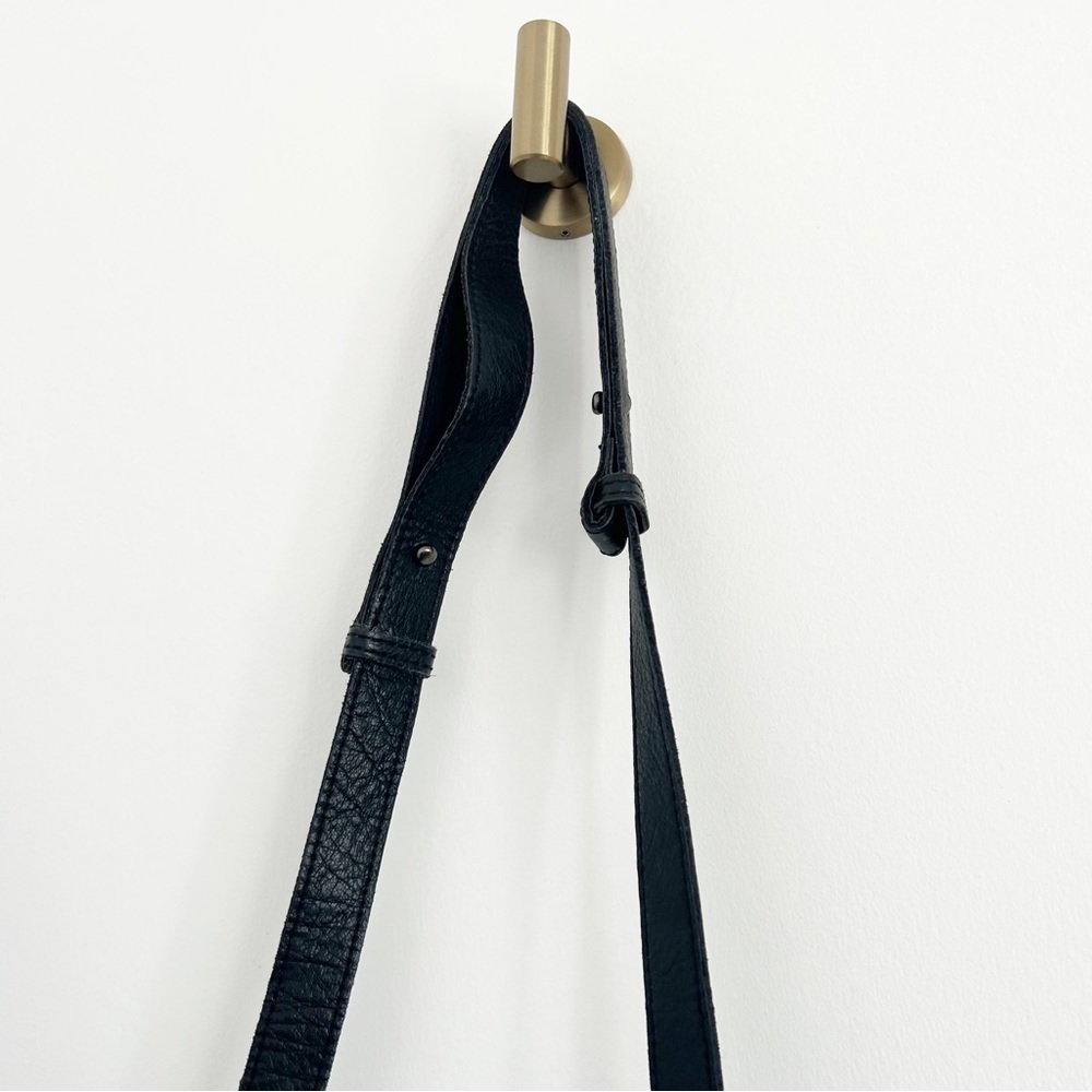 Liebeskin Berlin Black Genuine Leather Handbag - Picture 9 of 11